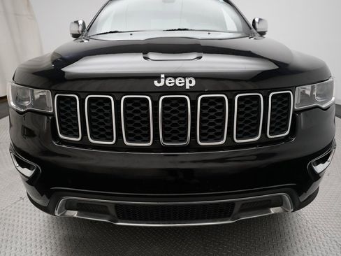Used 2020 Jeep Grand Cherokee Limited image 22