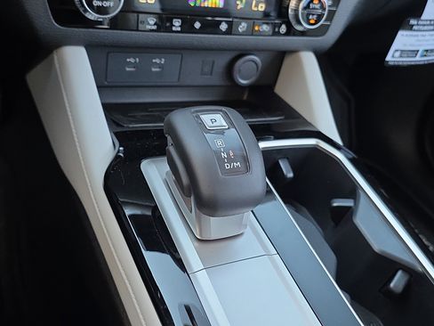 New 2026 Mitsubishi Outlander SE image 22