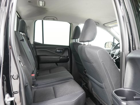 Used 2024 Honda Ridgeline Sport image 14