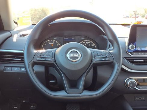 New 2025 Nissan Altima 2.5 S image 11