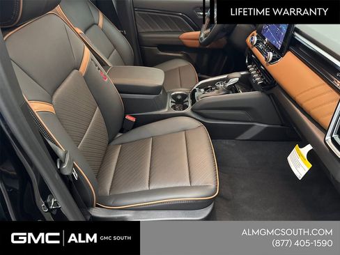 New 2026 GMC Canyon AT4 w/ Technology Plus Package AWD/4WD image 15