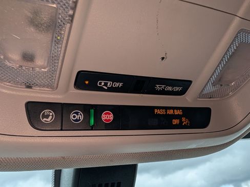 Used 2021 Chevrolet Traverse LS w/ LPO, Blackout Package FWD image 14