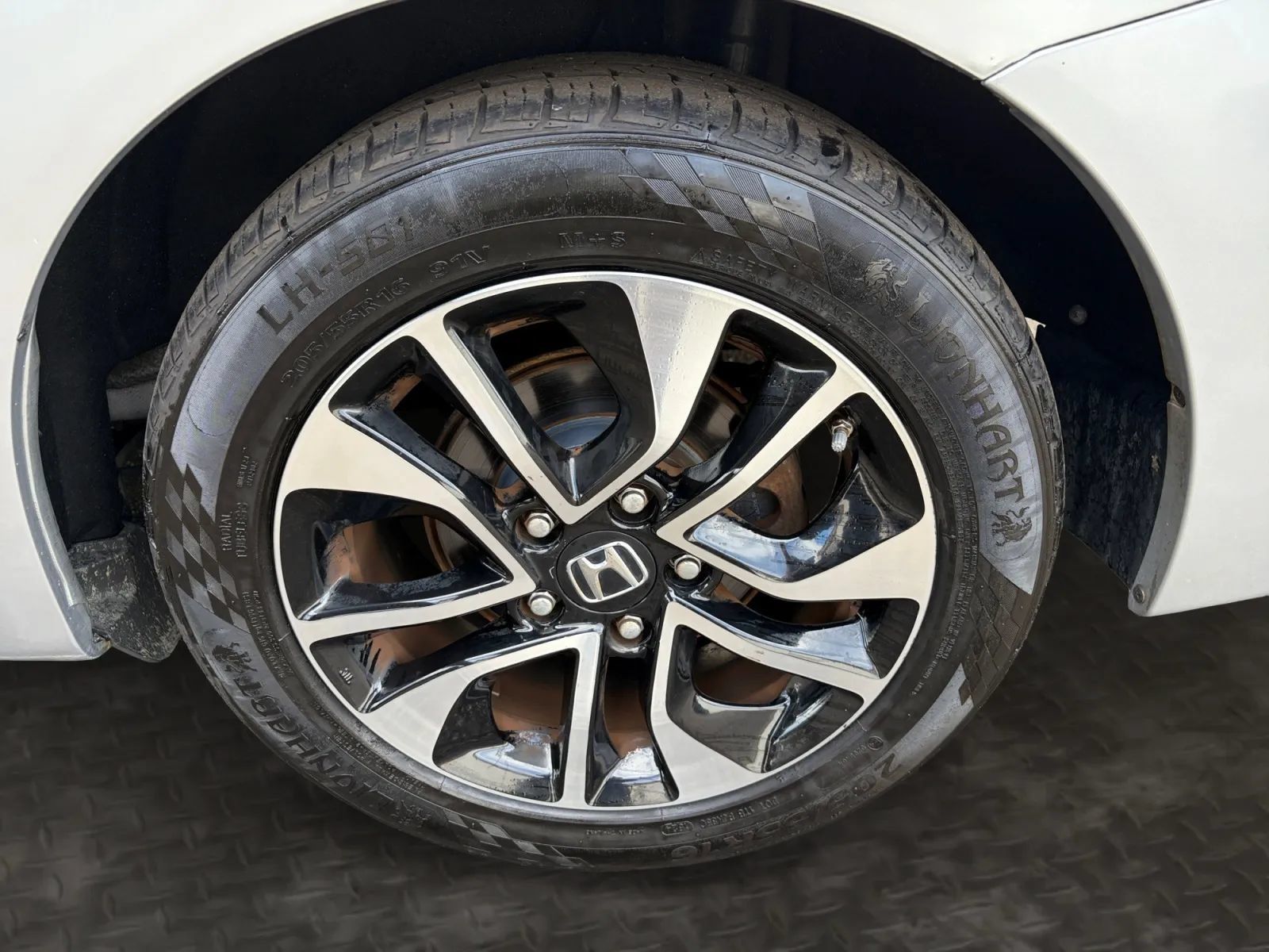 Used 2013 Honda Civic EX-L image 40