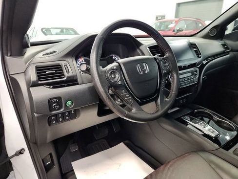 Used 2023 Honda Ridgeline Black Edition image 12