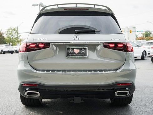New 2026 Mercedes-Benz GLS 580 4MATIC image 6