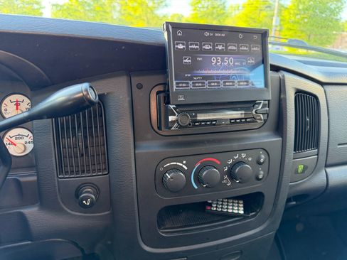 Used 2005 Dodge Ram 2500 Truck SLT w/ Trailer Tow Group image 25