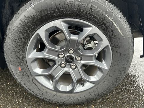 Used 2025 Ford Maverick XLT w/ XLT Luxury Package image 12