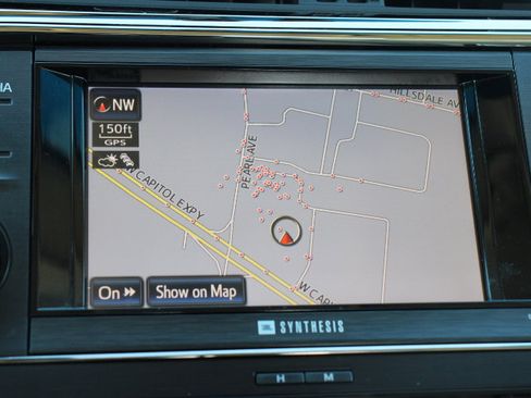 Used 2013 Toyota Avalon Limited image 28