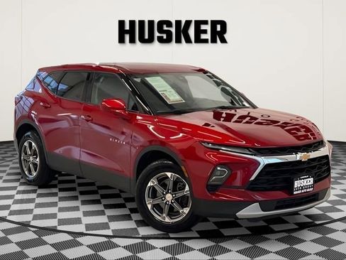 Used 2024 Chevrolet Blazer LT AWD/4WD image 1