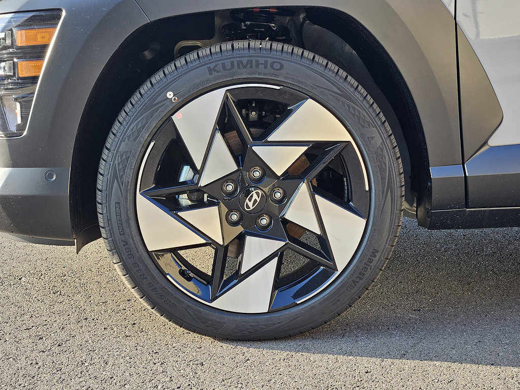 New 2026 Hyundai Kona Limited FWD image 12