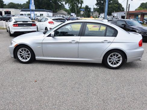 Used 2010 BMW 328i Sedan RWD image 7