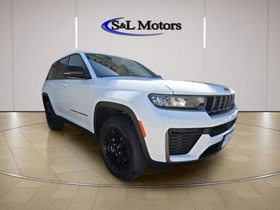 New 2026 Jeep Grand Cherokee Altitude