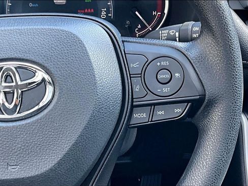 Used 2024 Toyota RAV4 XLE w/ Convenience Package FWD image 25