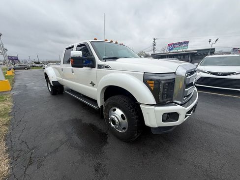 Used 2016 Ford F350 Platinum image 1