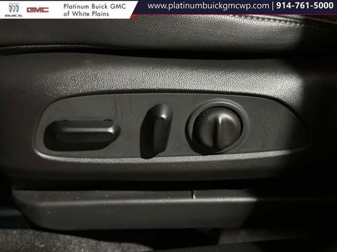 Used 2022 Buick Encore GX Essence w/ Advanced Technology Package image 23