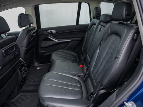 Used 2020 BMW X7 xDrive40i w/ Premium Package AWD/4WD image 24