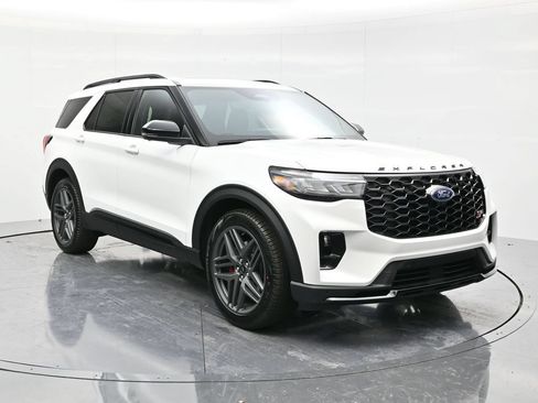 New 2026 Ford Explorer ST w/ Sun And Sound Package AWD/4WD image 3