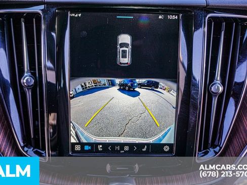 Used 2024 Volvo XC60 T8 Plus w/ Climate Package image 38