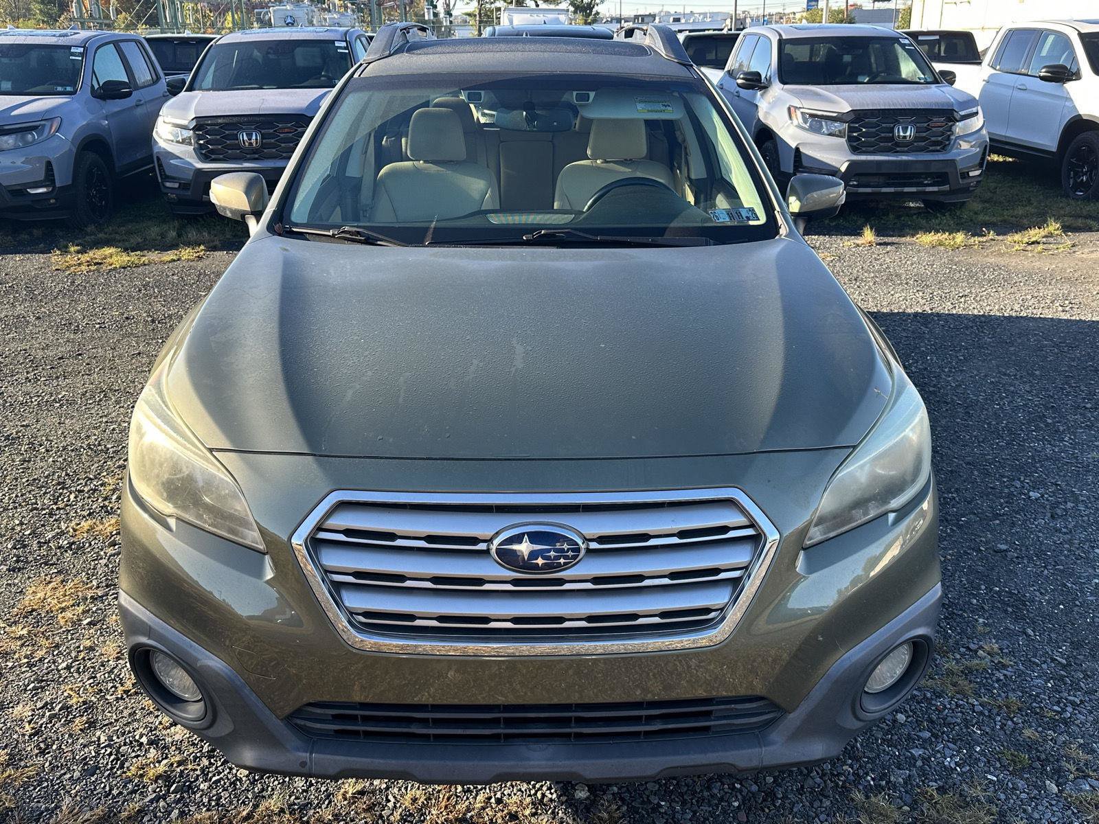 Used 2016 Subaru Outback 2.5i Premium AWD/4WD image 3