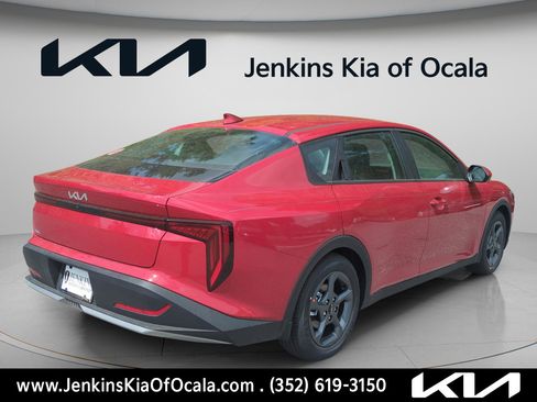 New 2026 Kia K4 FWD image 3