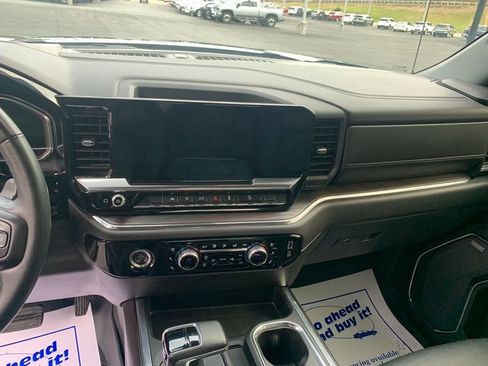 Certified 2023 GMC Sierra 1500 SLT w/ SLT Premium Package image 17