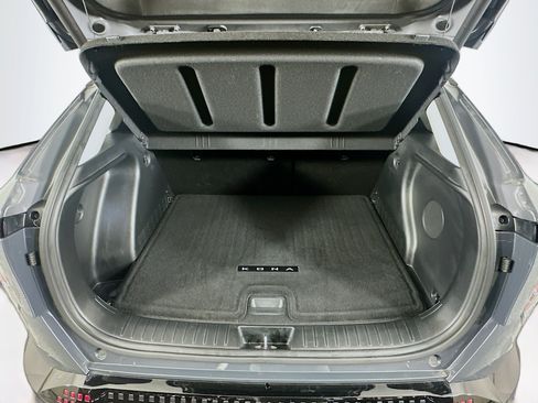 Used 2024 Hyundai Kona Limited FWD image 27