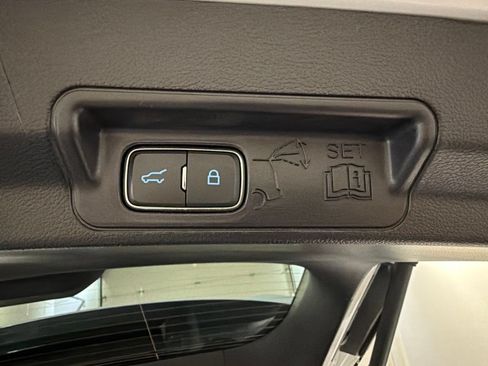Used 2025 Ford Explorer ST w/ Sun And Sound Package AWD/4WD image 39