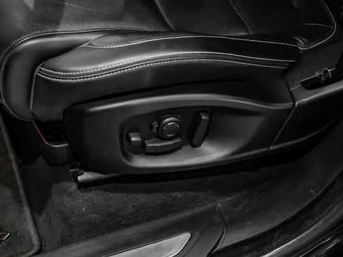 Used 2017 Jaguar F-PACE R-Sport AWD/4WD image 39