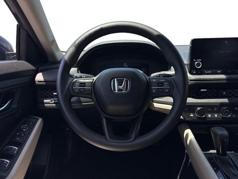 Used 2024 Honda Accord EX image 12