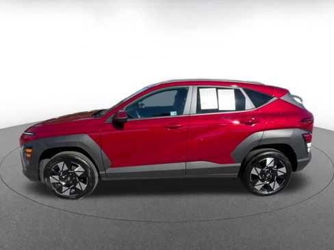 Used 2025 Hyundai Kona SEL image 9