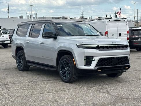 New 2026 Jeep Grand Wagoneer L 4WD image 1