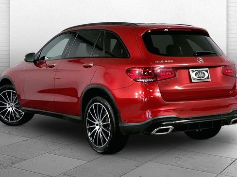 Used 2021 Mercedes-Benz GLC 300 4MATIC image 11