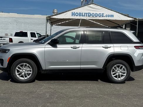 New 2026 Jeep Grand Cherokee 4WD image 6