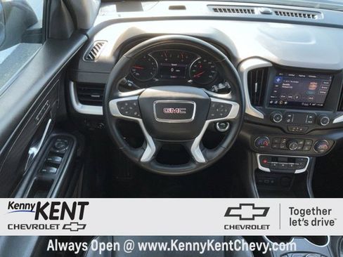 Used 2023 GMC Terrain SLT w/ LPO, Floor Liner Package image 21