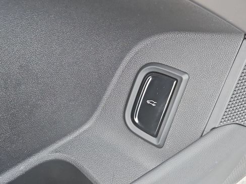Used 2024 Cadillac Lyriq Luxury w/ LPO, Floor Liner Package RWD image 30