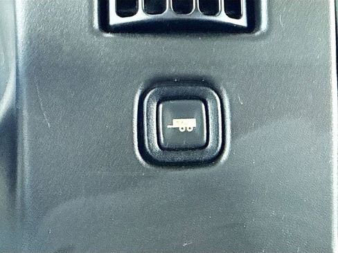 Certified 2024 Chevrolet Express 2500 w/ Driver Convenience Package image 30