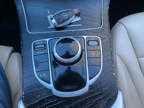 Used 2017 Mercedes-Benz C 300 4MATIC Sedan image 37