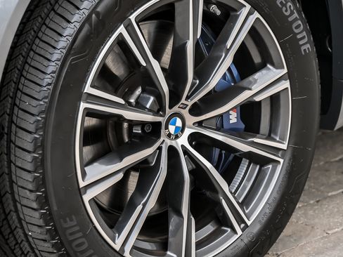 Used 2025 BMW X5 M60i w/ Climate Comfort Package AWD/4WD image 9