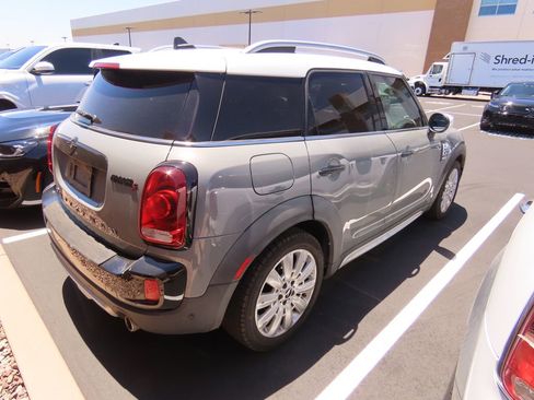 Used 2020 MINI Cooper Countryman S w/ Driver Assistance Package AWD/4WD image 3