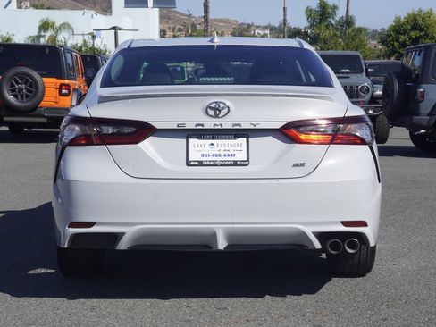 Used 2024 Toyota Camry SE FWD image 5