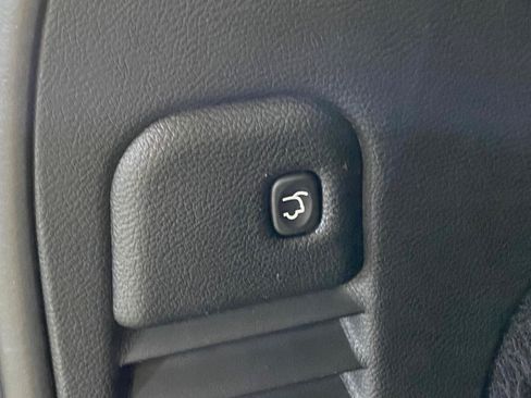 Used 2018 Jeep Grand Cherokee SRT AWD/4WD image 10