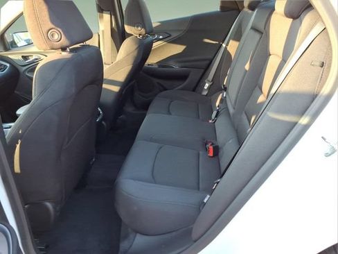 Used 2024 Chevrolet Malibu LT FWD image 13