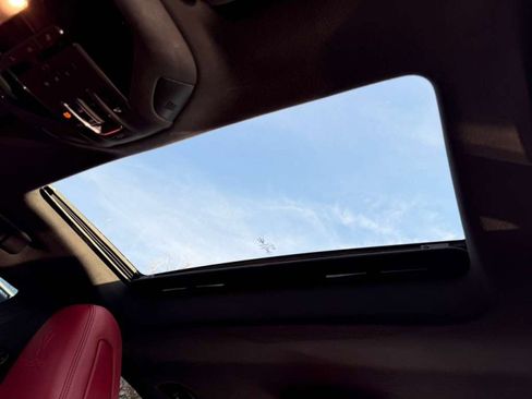 Used 2021 Maserati Ghibli Trofeo image 12