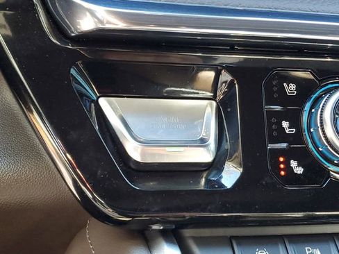 Used 2025 GMC Sierra 1500 Denali w/ Denali Reserve Package image 25