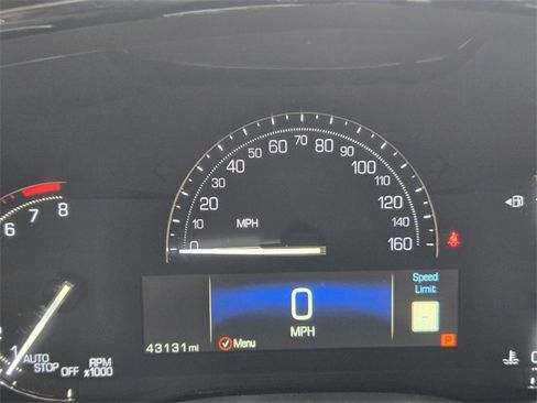 Used 2019 Cadillac XT5 Premium Luxury image 8