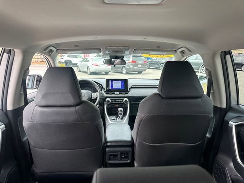 Used 2025 Toyota RAV4 LE AWD/4WD image 14
