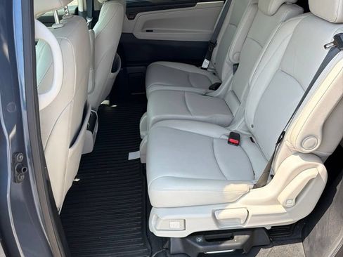 Certified 2025 Honda Odyssey EX-L image 20