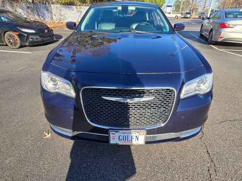Used 2015 Chrysler 300 Limited image 24