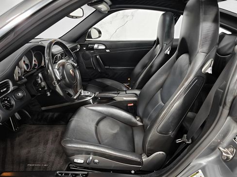 Used 2011 Porsche 911 Targa 4S image 21