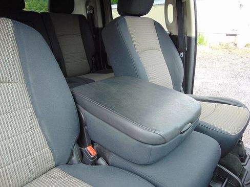 Used 2011 RAM 2500 Big Horn image 22